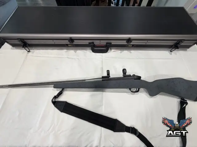 Like New · Weatherby Mark V 7mm mag bolt action rifle · Not Listed · Sterling Heights, MI · photo 2 of 10