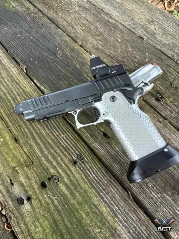 Used · Staccato P 2011 - Cheely Steel Grip · 9mm Luger · Addison, TX · photo 2 of 3