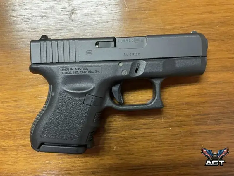 Used · Glock 27, .40 caliber excellent condition · .40 S&W · Addison, TX · photo 5 of 7