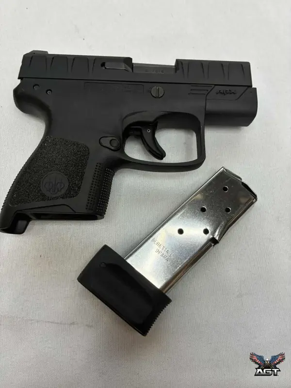 Used · Beretta APX Carry in 9mm · 9mm Luger · Barrett · Beverly Hills, CA · photo 4 of 6