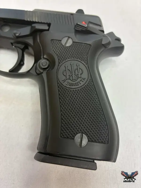 Used · Beretta 84F in 9mm Short with Box · 9mm Luger · Barrett · Beverly Hills, CA · photo 3 of 8