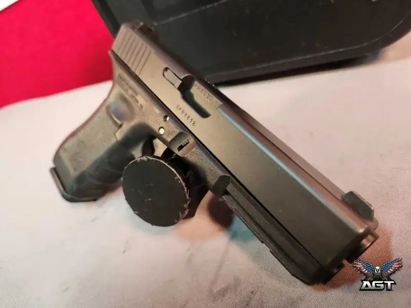 Used · GLOCK 22 GEN4 40S&W USED! PENNY AUCTION! · .40 S&W · Beverly Hills, CA · photo 3 of 10