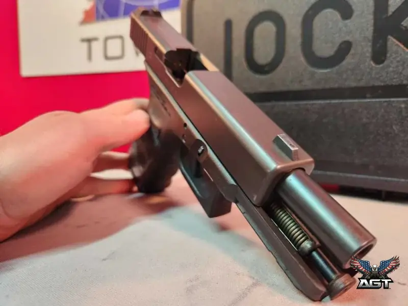 Used · GLOCK 22 GEN4 40S&W USED! PENNY AUCTION! · .40 S&W · Beverly Hills, CA · photo 4 of 10