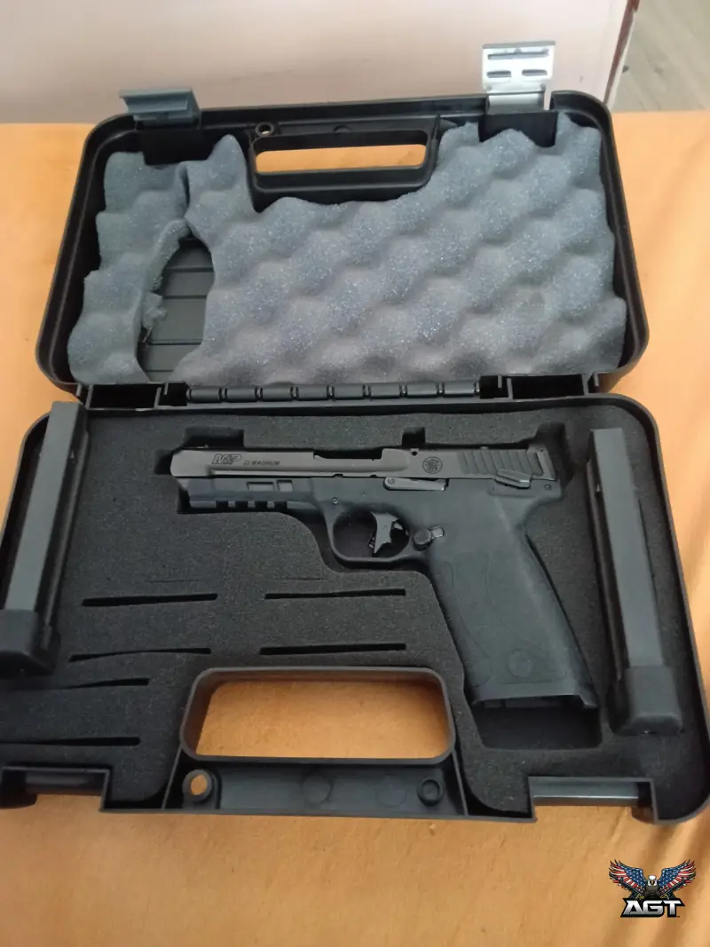 Used · M&P 22 MAGNUM PISTOL · .22 WMR (Winchester Magnum Rimfire) · Smith & Wesson · Ocala, FL · photo 2 of 3