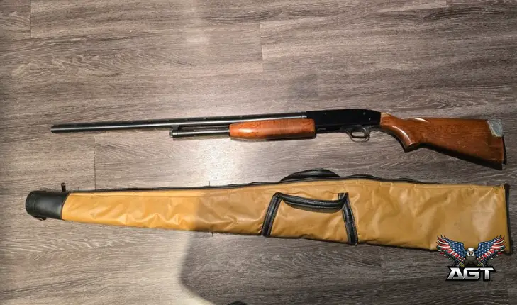 Used · Vintage Mossberg 500CT 20-Gauge Pump-Action (28" Barrel) – Local Cash Sale · 20 Gauge · Nashville, TN · photo 2 of 6