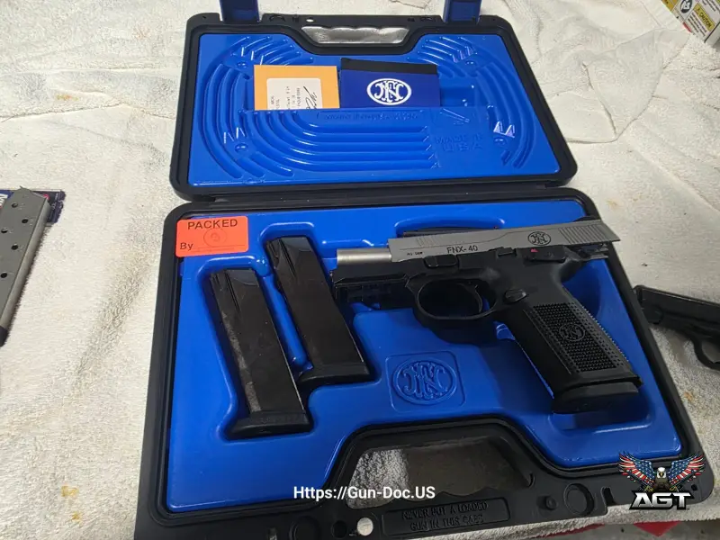 FN Herstal Firearms FNX-40 Semi-Auto Pistol .40S&W