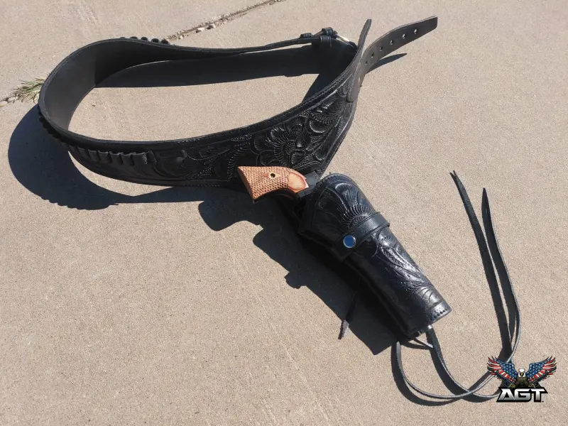 Like New · Buscadero Rig Holster Belt for cowboy action · Not Listed · Not Listed · Clovis, NM · photo 4 of 6