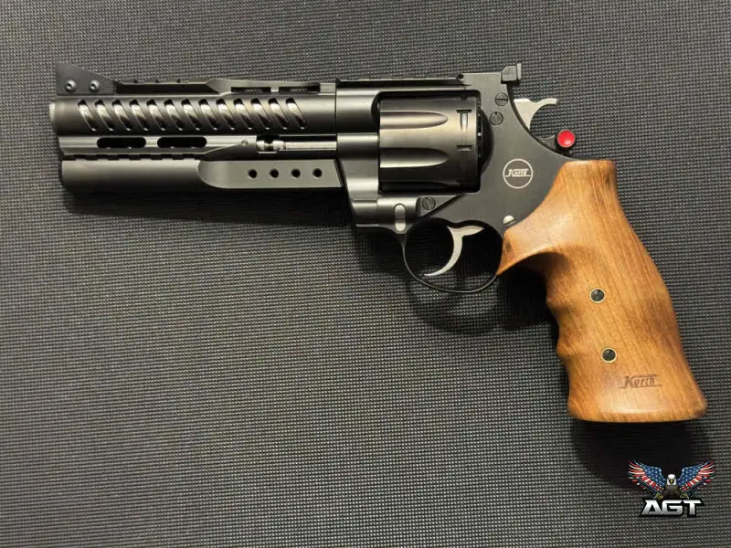 Korth NXS – 6″ Barrel – 8 Shot – 357 MAG – Extras