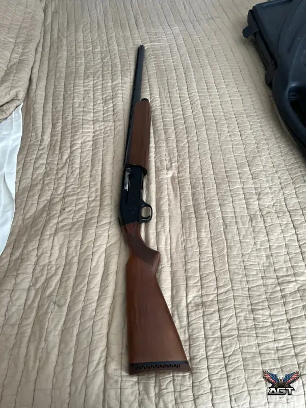 Used · 12 GA shotgun · 12 Gauge · Mossberg · Miami, FL · photo 2 of 4