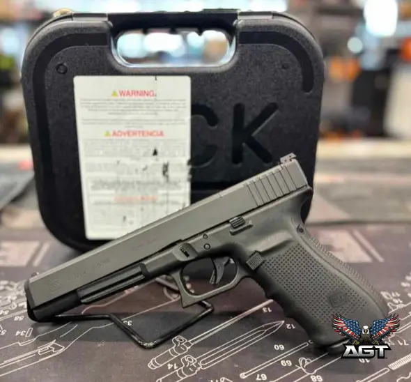 Used · GLOCK MODEL 40 GEN 4, SEMI - AUTOMATIC, 10MM AUTO, · .40 S&W · Davie, FL · photo 2 of 3