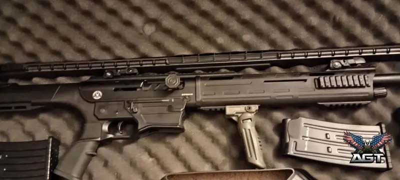 Like New · silver eagle AR shotgun 12gauge 3inch magnum · 12 Gauge · Not Listed · Lafayette, LA · photo 2 of 4
