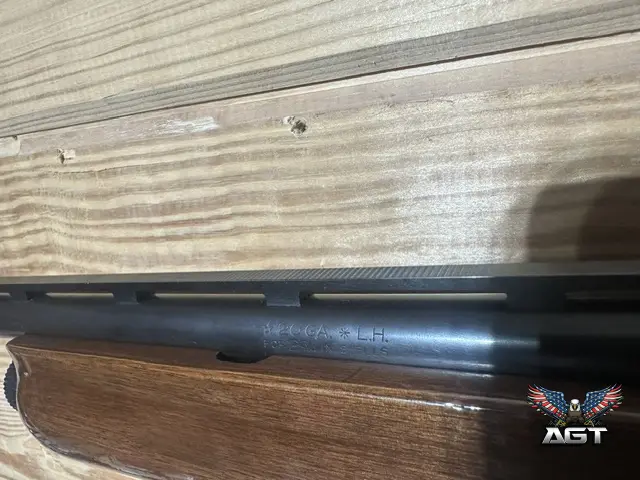 Like New · REMINGTON 1100 LH 20 GA SHOTGUN--EXTREMELY NICE AND RARE FIND - MODIFIED BARREL · 20 Gauge · George West, TX · photo 5 of 10