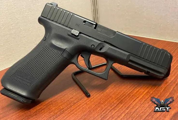 Used · Glock 17 Gen5 Night Sights 9mm. · 9mm Luger · Fredonia, AZ · photo 2 of 3