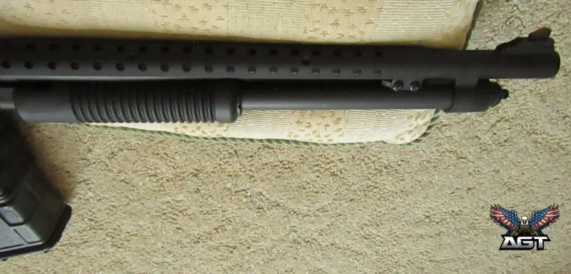 Like New · Mossberg 590M 12 ga. Shotgun w/two 10-round Box Mags · 12 Gauge · Aiken, SC · photo 4 of 10